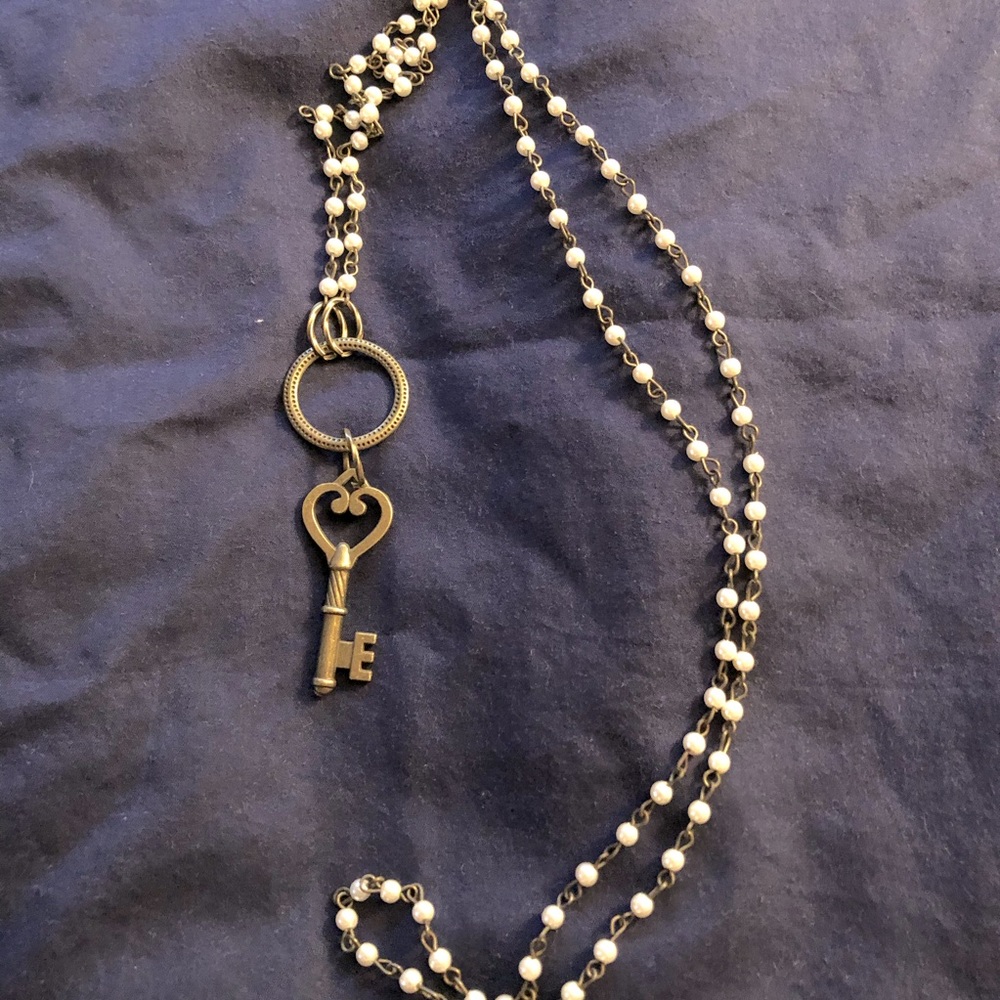 Pearl chain key necklace